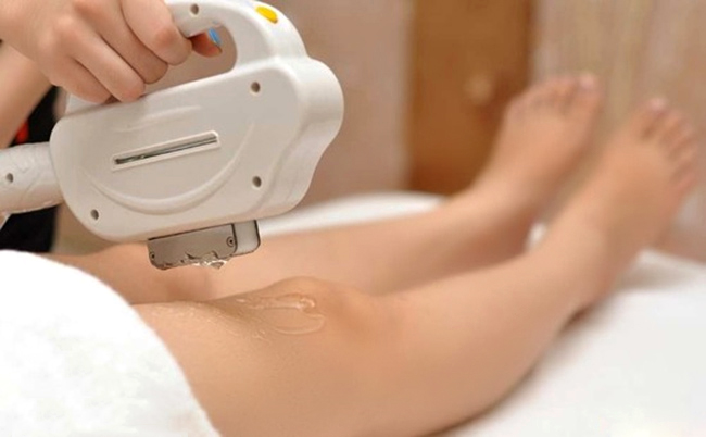 Trị viêm nang lông tại thẩm mỹ viện